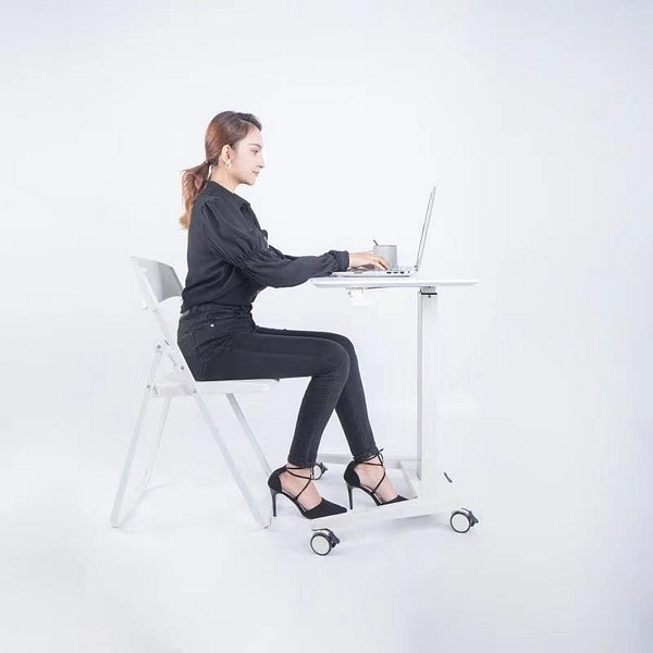 Adjustable Laptop Table